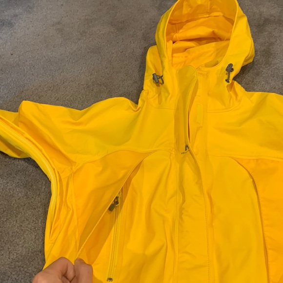 Helly Hansen Yellow Rain Jacket - Picture 5 of 12